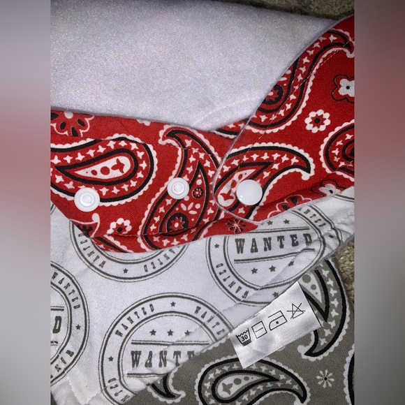 Stadela Bibs-Set of 3 - Picture 2 of 3